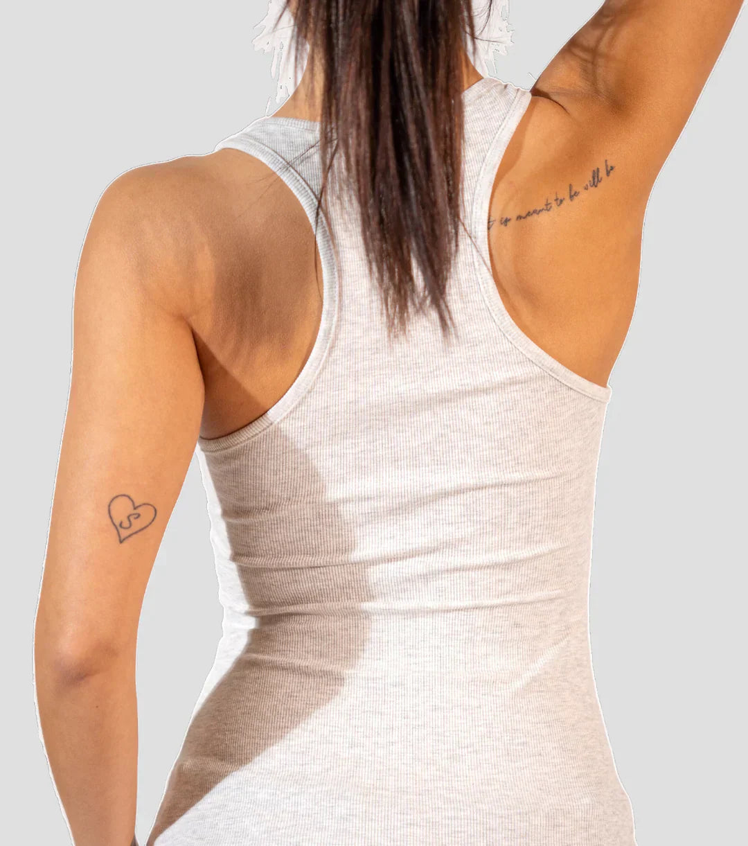 Maddisen™ Sleek Silhouette Wear