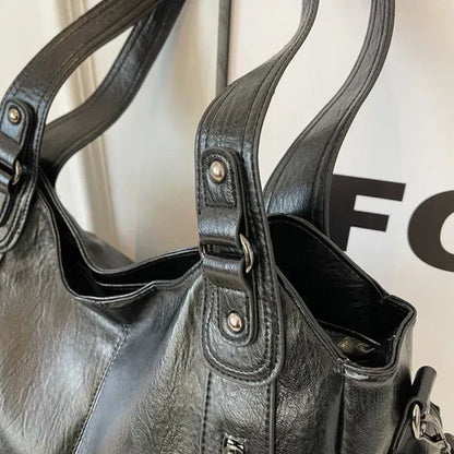 LuxeCarry™ - Leather Handbag