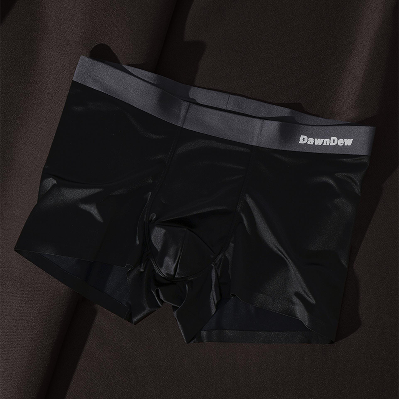 Elegant Silk Men's Ice Silk Underwear Mulberry Silk Antimicrobial Men's Boxer Briefs