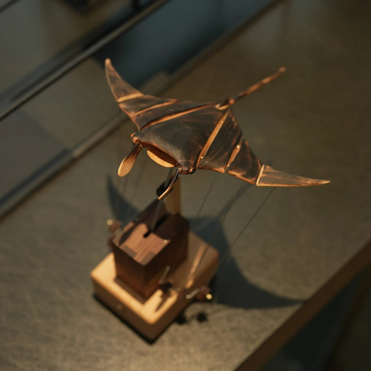 WaveWings - Animated Wooden Manta Sculpture
