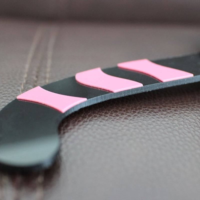 Nordic cat with wagging tail wall clock