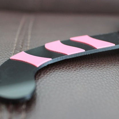 Nordic cat with wagging tail wall clock