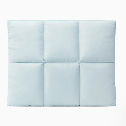 CloudGuard™ Magnetic Laptop Sleeve