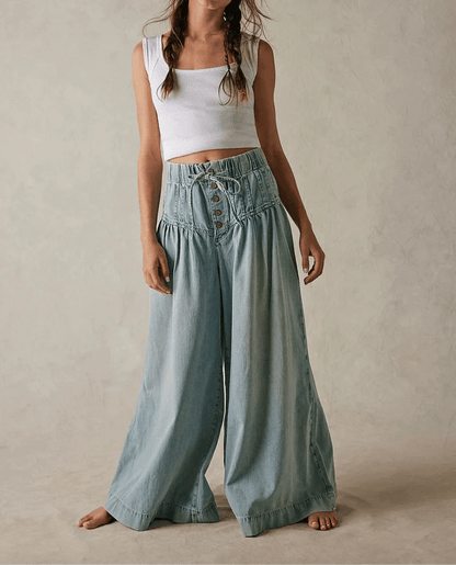 Loose Fit Wide-Leg Jeans