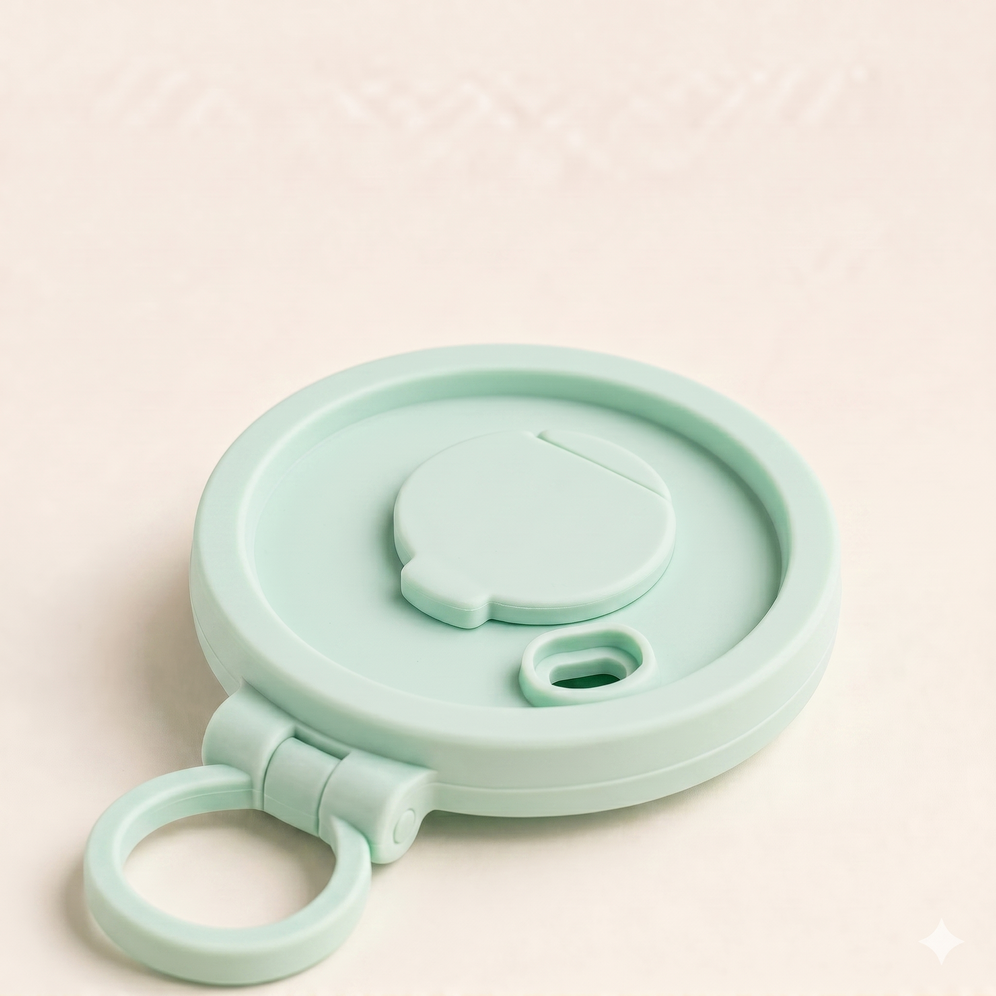Maviglow™ – Spill-Proof Silicone Can Lid with Built-In Straw