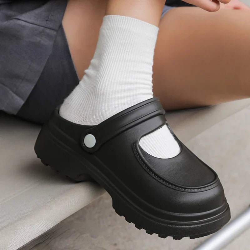 Eleva Clogs Women