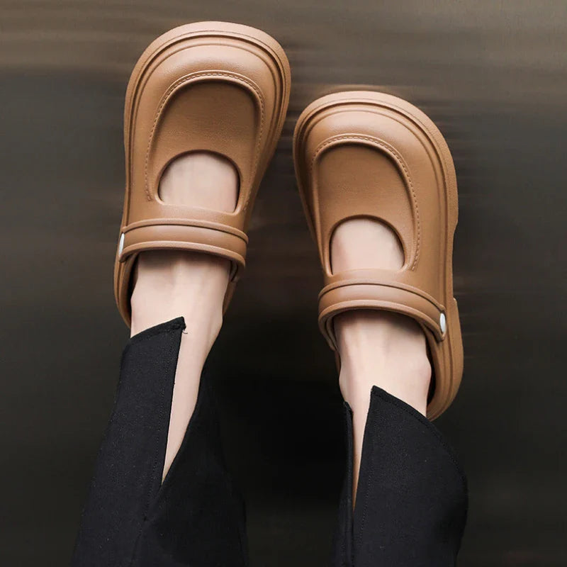 Eleva Clogs Women
