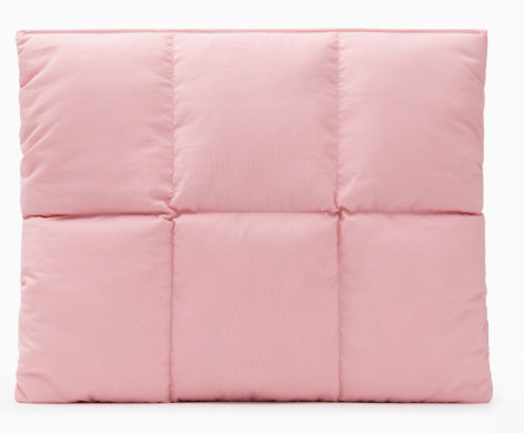 CloudGuard™ Magnetic Laptop Sleeve