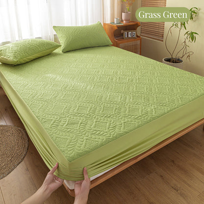 HydraGuard™ — Sleep Soundly with Ultimate Waterproof Comfort and Cool Protection